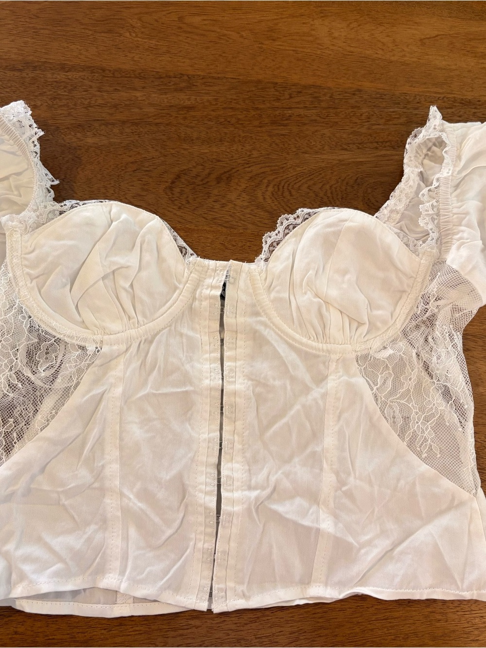 White Lace crop top sky to moon size S NWOT